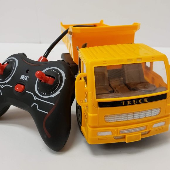 New Remote Controlled Dump Truck - Picture 10 of 10